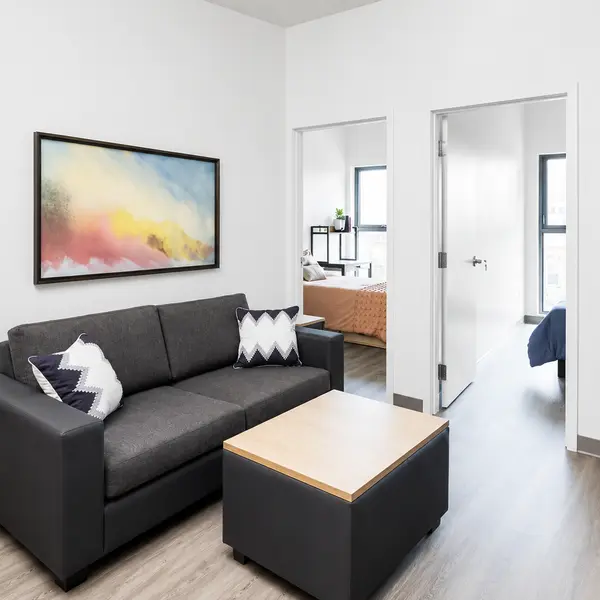 Mc Master University Bedroom Apartment 04